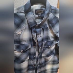 Pendelton Button down short sleeve shirt